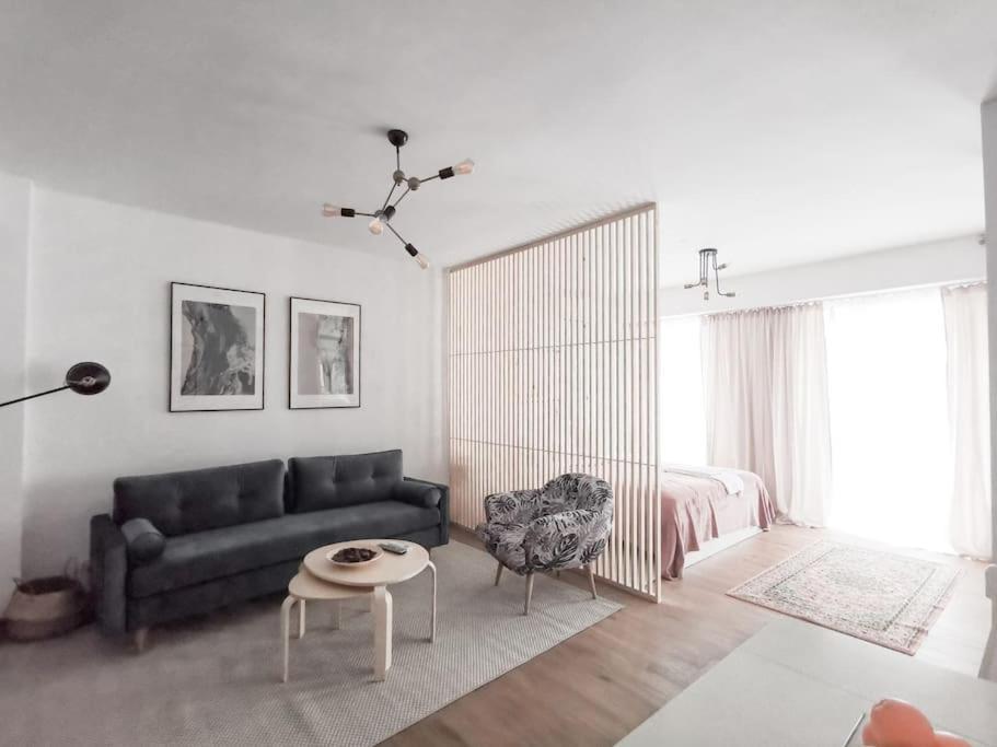 Central Double Studio With Amazing View Bucharest Exterior photo